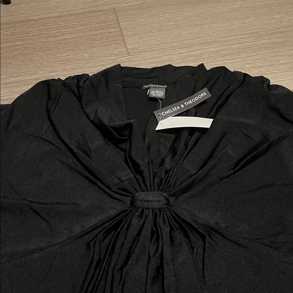 Elegant Black Women's Top - Picture 3 of 7